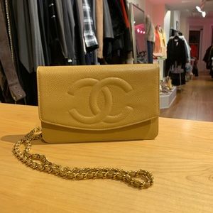 Chanel Caviar Wallet on Chain WOC